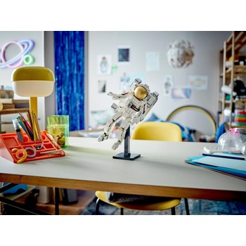 Image 1 of LEGO® Creator 3-in-1 - Space Astronaut (31152)