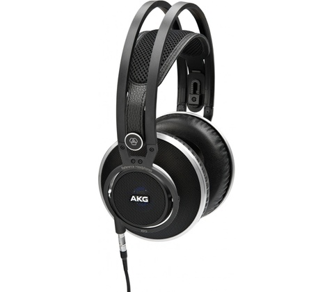 AKG K 812
