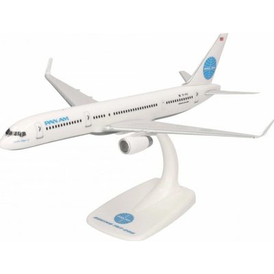 Herpa Boeing B757-23N WL Icelandair "Pan Am" Colors Named "Yankee Clipper II" Snap-Fit 1:200