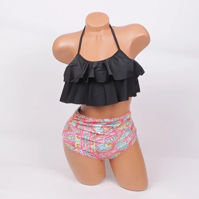 Бански в черно и цветен десен с орнаменти