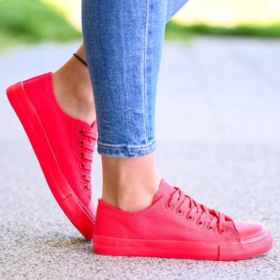 Сникърси W210047 Coral