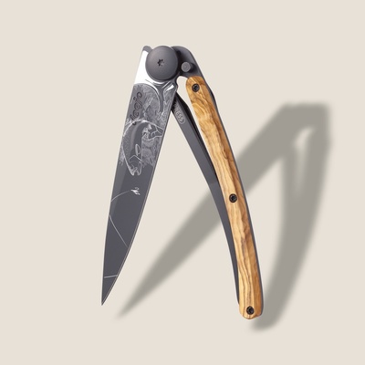 Deejo 9GB103 27g black Trout olive wood