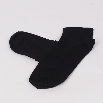 Мъжки чорапи в черно без ластик