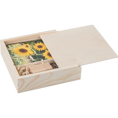 ČistéDřevo Drevená krabička na fotografie vo formáte 13x18 cm