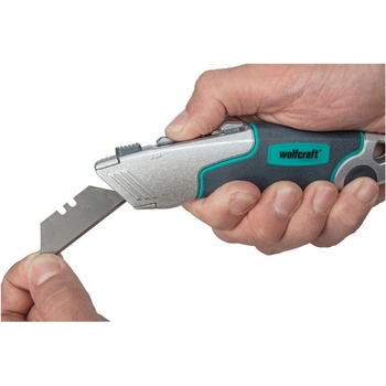 Wolfcraft Нож макетен метален с трапецовидно прибиращо се острие с 2х2 резервни ножчета wolfcraft (4200000)