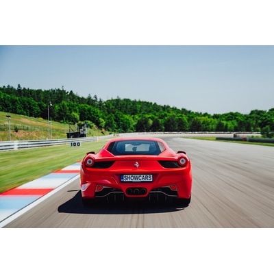 FERRARI 458 Italia na okruhu