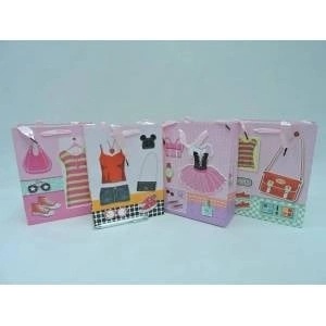 Fisher Price AST. BAG X 12 GIFT. CLOTHES 18x24x8, 4 wz
