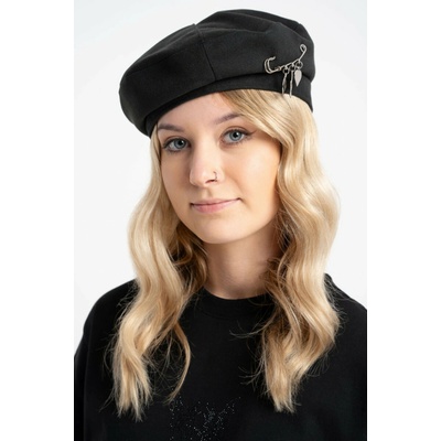 Reporter Young černý baret s ozdobnou sponou se srdcem černá