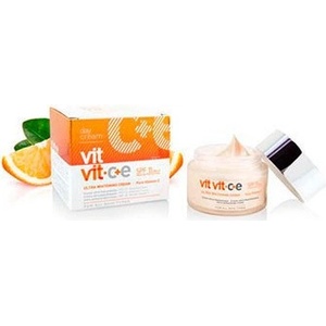 Diet Esthetic Ултра избелващ крем Diet Esthetic Vit Vit C+E SPF 15 50 мл