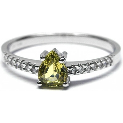 Klenoty Budín Ručně vyrobený prsten z bílého zlata se žlutým safírem a diamanty J 28043 17
