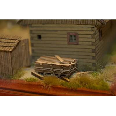 MDS - Modelové domečky Špalek Naukladané fošne 1:72