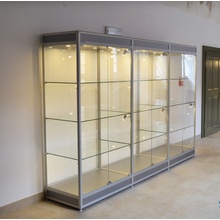Expoint prezentační vitrína s informačním pruhem a soklem zadní část sklo 40 x 40 x 180 cm