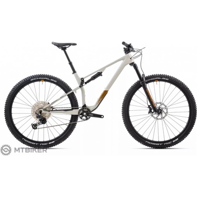Superior XF 929 TR 2025