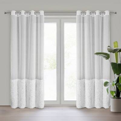 Takoy Záclona MARION z etamínu zdobená v dolní části záclony nadýchanou kožešinovou aplikací 140 x 250 cm-HF-452751 | 140 x 250 cm