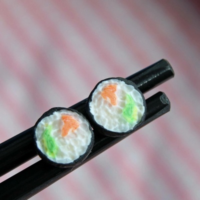 CircusMind Náušnice se sushi z polymerové hmoty S0973