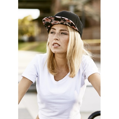 Urban Classics Шапка с козирка в черно Floral SnapbackUB-6089F-00199 - Черен, размер one size
