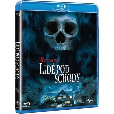 Lidé pod schody