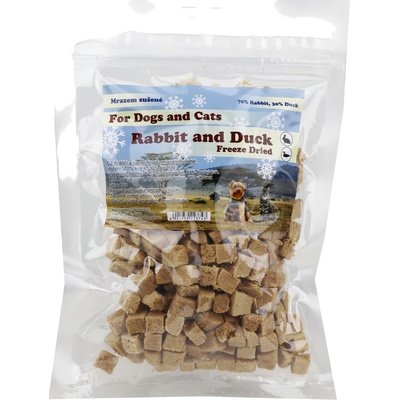 For Dogs and Cats Pochoutka Králičí a kach.maso kostky sušené mrazem 85 g
