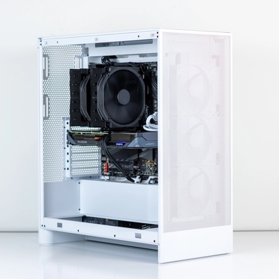 PCX i9 14900f 9060xt 801362 компютър
