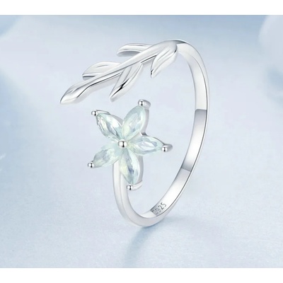 For Silver Prsten se zeleným Květem a lístky Stříbro