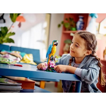 Image 1 of LEGO® Creator 3-in-1 - Exotic Parrot (31136)