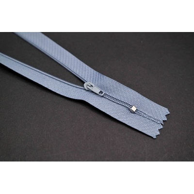 Nedeliteľný jemný plastový špirálový zips (veľkosť číslo 3) rôzne farby - dĺžka 12 cm - 60 cm 20 cm Striebrosivá CEZ7081