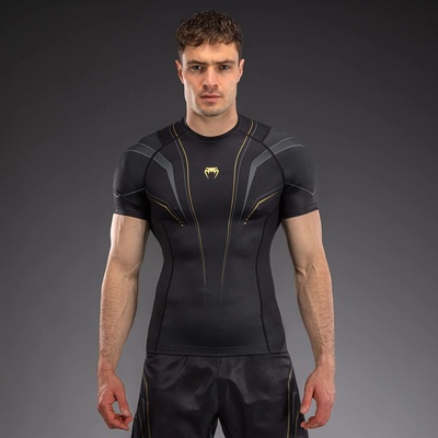 Venum | Официален Вносител за България Рашгард Venum Streamline Short Sleeve Rashguard - Black/Gold - M