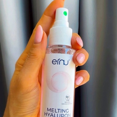 Ernu Хиалуронов Бустер мист Ernu MELTING HYALURON BOOSTER MIST (FAHCF972885)