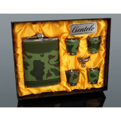 Súprava ARMY ploskačka 240 ml + 4 ks štamperlíkov 35 ml