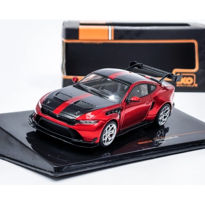 Ford Mustang GTD 2025 - červená IXO / MCG 1:18