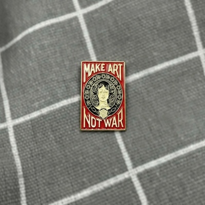 Pinarna Make art not war Tvořte umění, ne válku červený