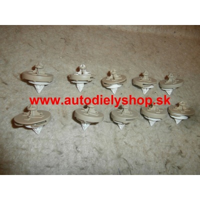 VW GOLF III 9/91-4/99 príchytky čalúnenie dverí 10 ks
