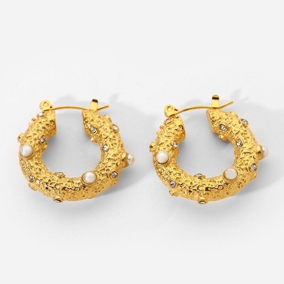 Steel Edge náušnice se zirkony a perličkami WJHE354