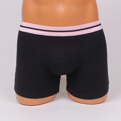 Мъжки памучен боксер в черно с розов ластик