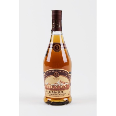 Ijevan Brandy 3y 40% 0,5 l (holá láhev)