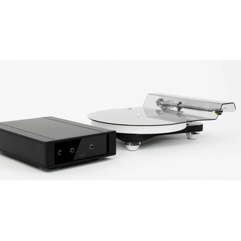 Rega Naia Reference