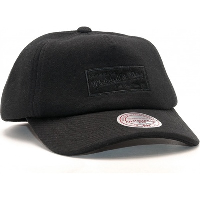 Mitchell & Ness Throwback Black Snapback černá černá