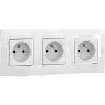 Legrand - Тройна домашна контактна розетка с рамка NILOE 250V бяла (LR0017D)