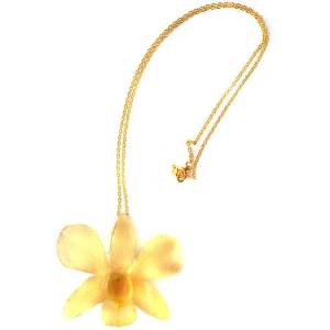 Dannyra Колие с естествена орхидея в цвят ванилия Dannyra Jewels