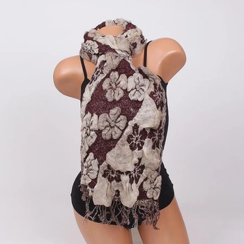 Image 1 of Топъл шал в кафяво с ефектни бежови цветя и ламе