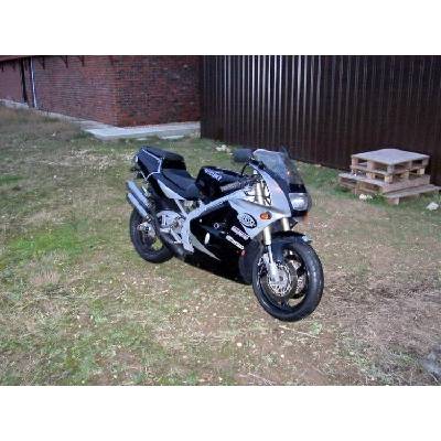 Padací chrániče, Suzuki RGV 250, černé