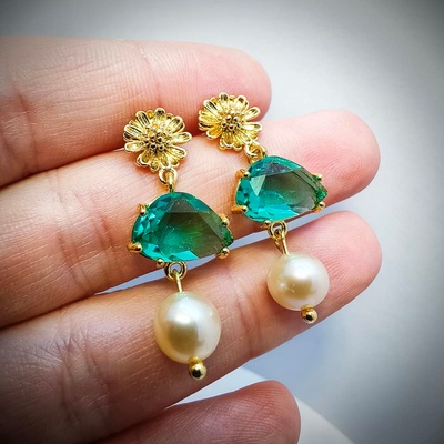 Katyba náušnice Sklo s perlou 0491