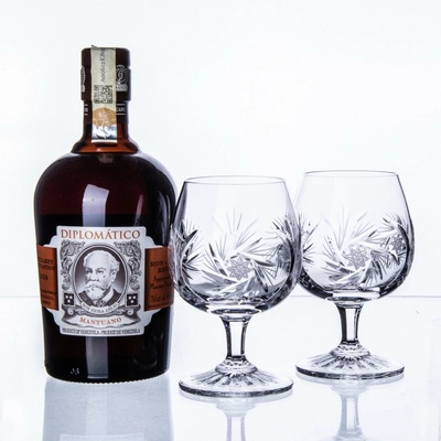 Bohemia Crystal BOHEMIA CRYSTAL Luxusní dárková sada rum Diplomático Mantuano 0,7 l + 2 ručně broušené sklenice brus Větrník 250 ml