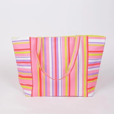 Плажна чанта на райе в свежи цветове