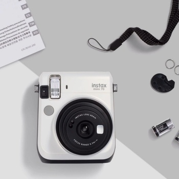 FujiFilm Instax Mini 70