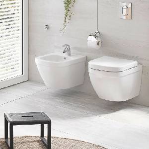 GROHE Euro Ceramic Rimless Triple Vortex окачена тоалетна чиния с капак с плавно затваряне и комплект биде (39328000+39330002+39208000)