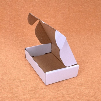 Екстрапак 12 х 8 х 3 см. бяла сгъваема картонена кутия