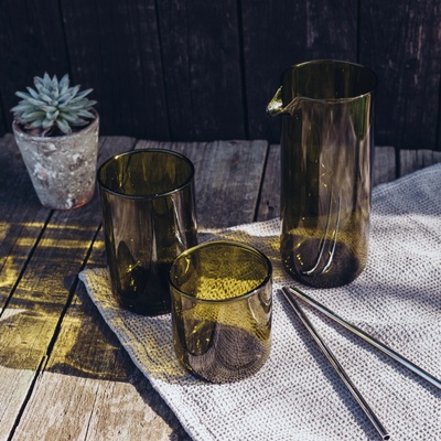 SOJKA Recyklovaná karafa z lahví ZELENÉ SKLO 580 ml 175 mm
