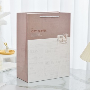 Raya Toys Хартиена торбичка за подарък Raya Toys City Travel M