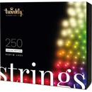 Vianočné osvetlenie Twinkly Strings Special Edition chytré žárovky 250 kusů na stromeček ovládané prostřednictvím aplikace barevné 20 m